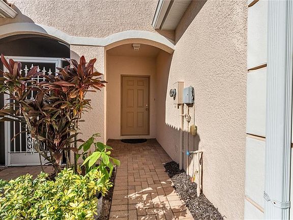 3rd image of 1314 Weeping Willow CT