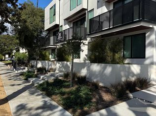 4146 Cahuenga Blvd, Toluca Lake, CA 91602