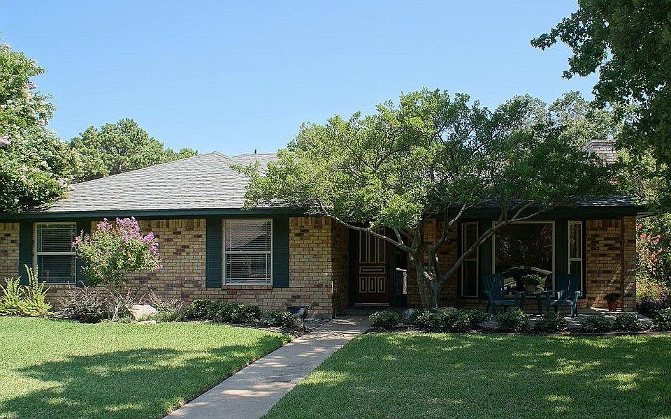 1st image of 1118 Laguna Vista Way