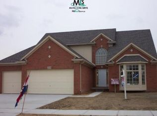 21368 Brooklyn Brg, Update, MI 48042