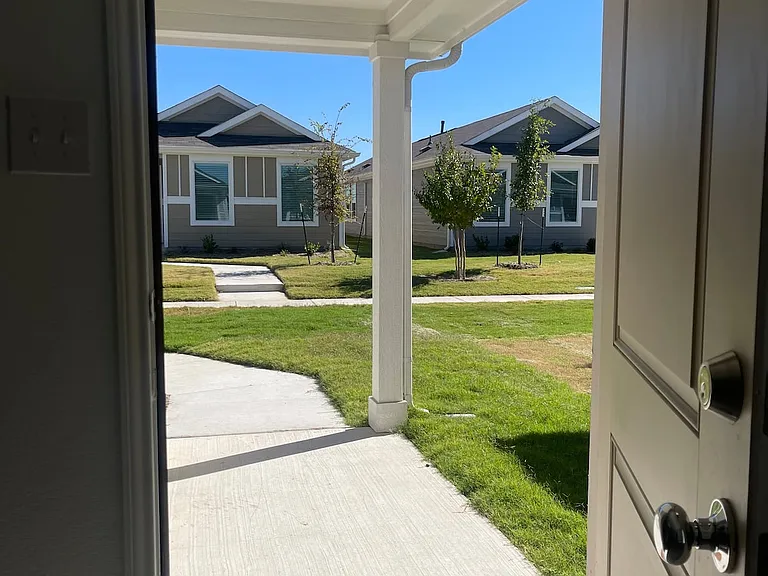 464 Eagle Wind Way — Photo 17