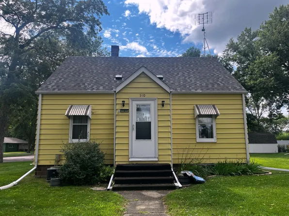 510 S Fir St, Lamberton, MN 56152