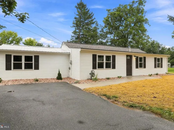 112 Faust St, Mercersburg, PA 17236