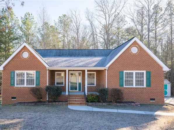 11120 Crystalwood Ct, South Prince George, VA 23805