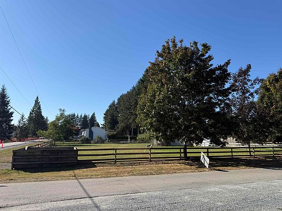 4th image of 24157 52nd Ave
