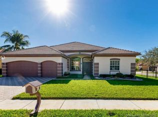 15996 SW 14th St, Pembroke Pines, FL 33027