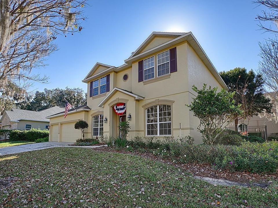 1st image of 520 Lake Cove Pointe Cir