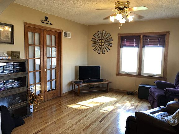 3rd image of 9080 E 56th St