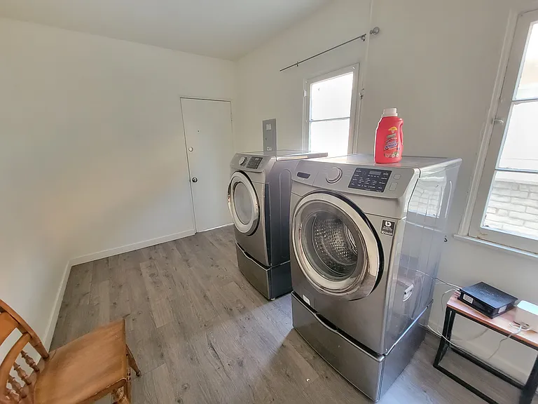 1427 S Shenandoah St #1427 — Photo 8
