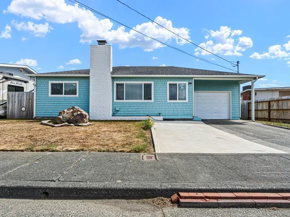 216 W Indra St, Crescent City, CA 95531