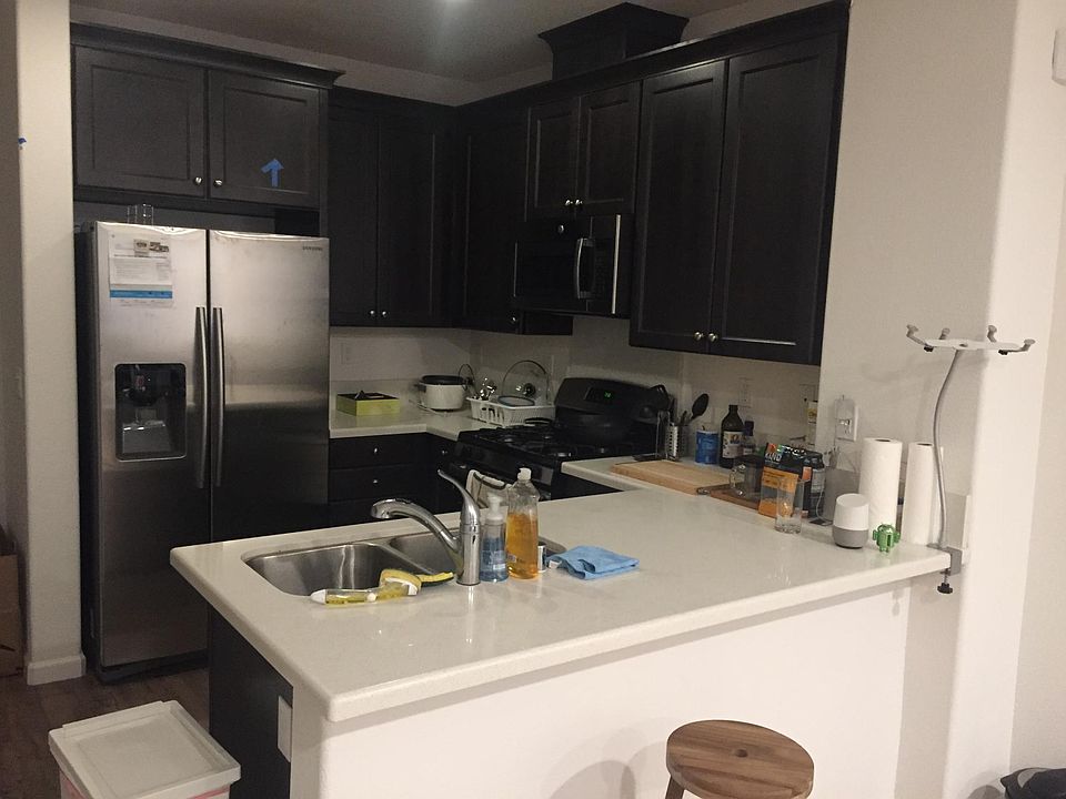 1st image of 410 Whistler Pl