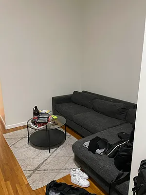 Rented by Standard Living Realty Inc | media 8