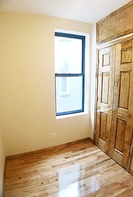 Rented by Bold New York | media 17