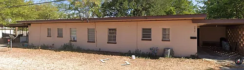 2404 Oak Dr Photo 1