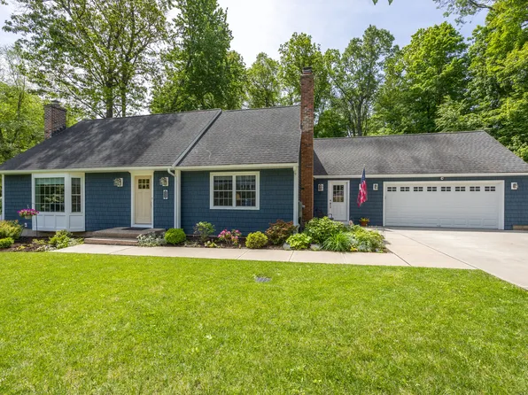 198 Towpath Lane, Cheshire, CT 06410