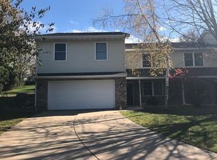 605 Prairie Ct, Mount Horeb, WI 53572