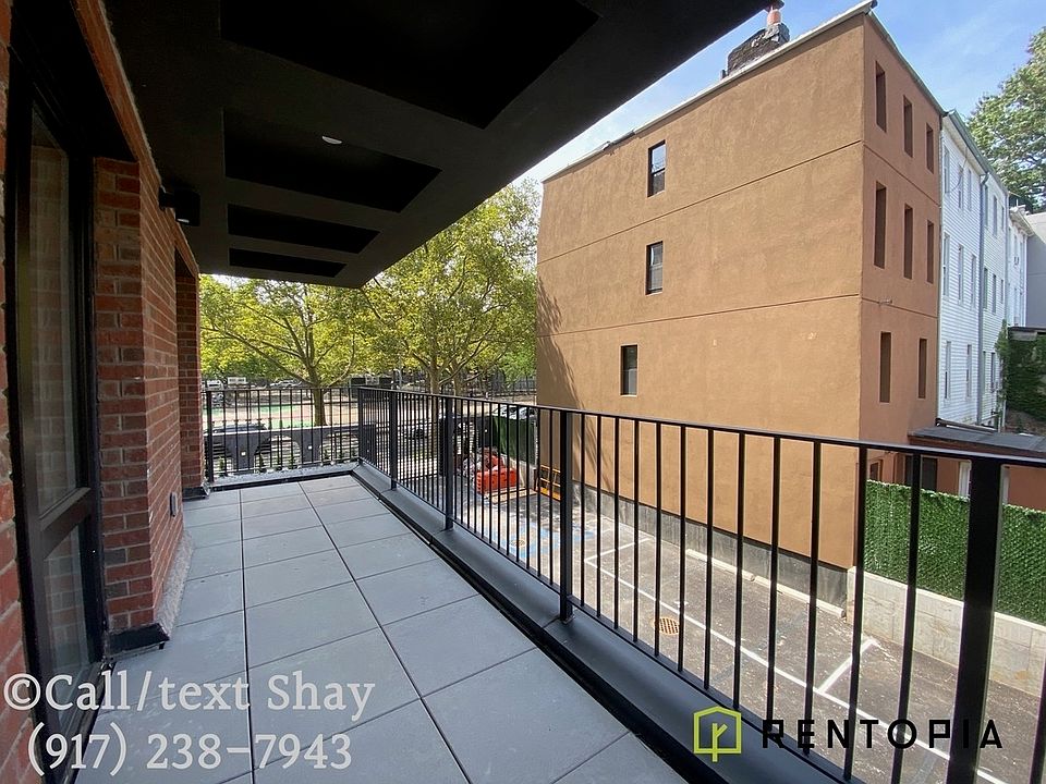 1st image of 426 Tompkins Ave #410