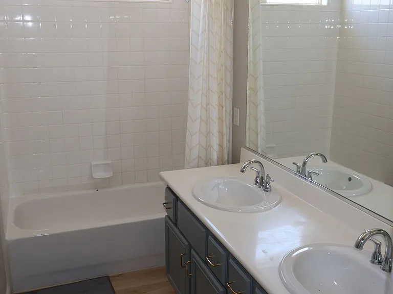 6596 Shadow Cove Ave — Photo 16