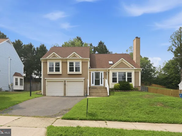 7690 Green Garland Dr, Springfield, VA 22153