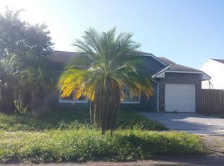 8666 SW 15th St, Pembroke Pines, FL 33025