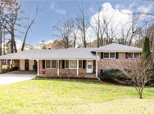 2882 Blackberry Ln, Marietta, GA 30068
