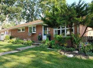 940 Monroe Ave, Cuyahoga Falls, OH