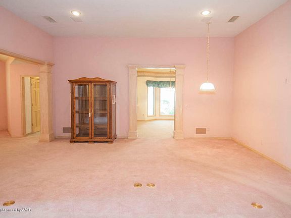 3rd image of 3510 Van Winkle Dr