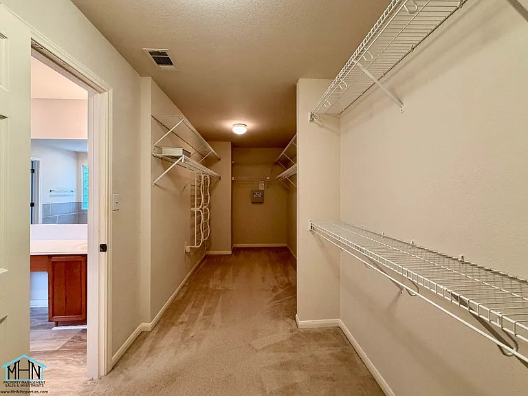 518 Willow Grove Dr — Photo 15