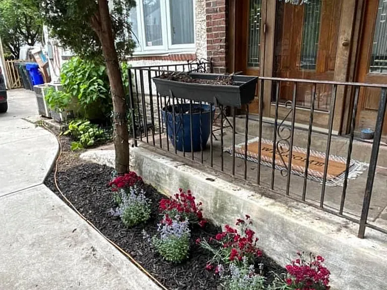 10 Greenwood Ave — Photo 1