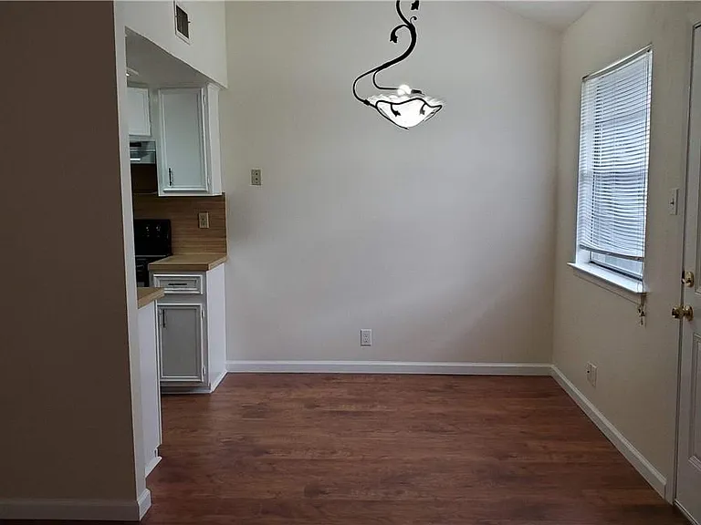 8810 Clearbrook Trl #A — Photo 4