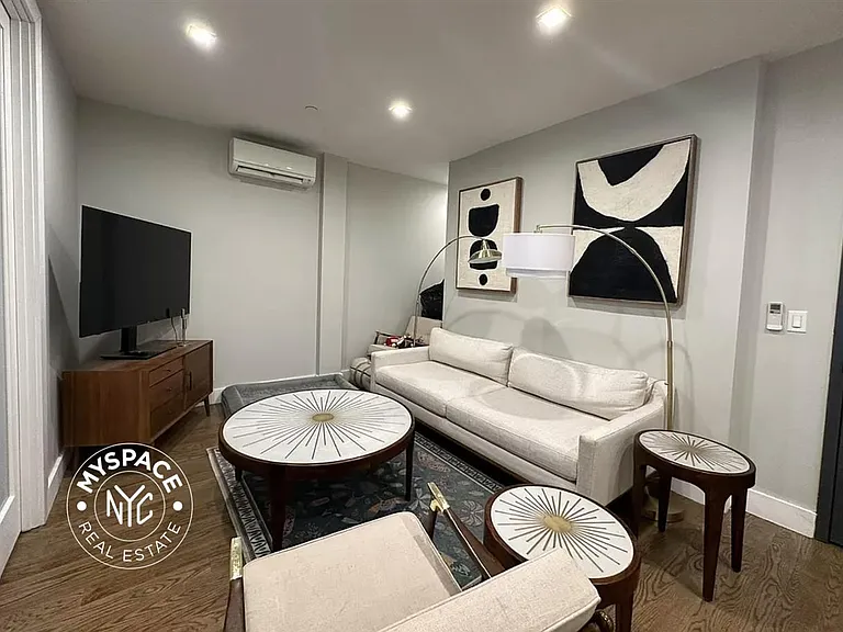 335 Fenimore St #1B — Photo 6