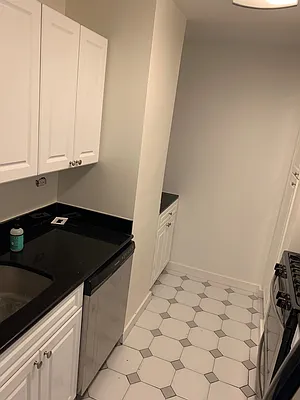 Rented by Olympia House Delaware LP | media 35