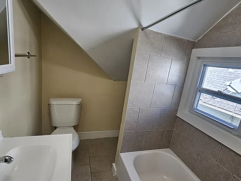 116 Sheffield Ave #3A — Photo 8