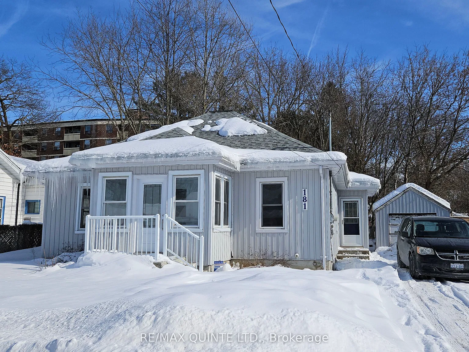 3 bed, $2,800 — Photo 1