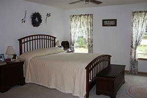 4th image of 956 County Road 601
