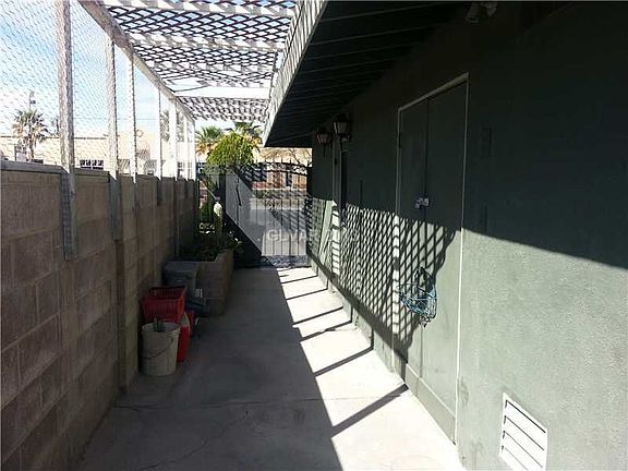 5th image of 3617 Vegas Dr