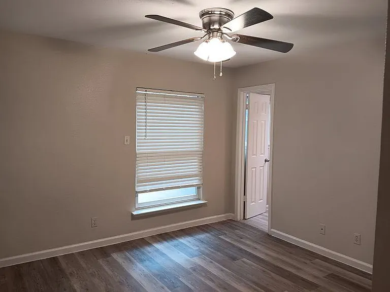 8402 Fathom Cir #106 — Photo 16