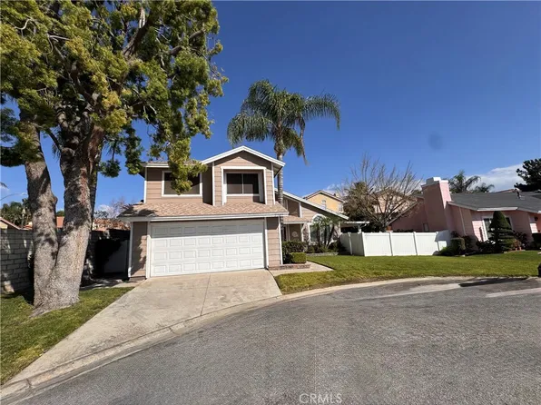 7707 Newcastle Ct, Highland, CA 92346