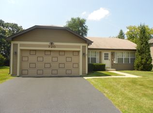 720 Lilac Dr, Algonquin, IL