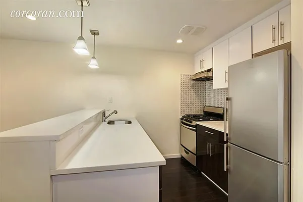 Rented by Corcoran | media 19