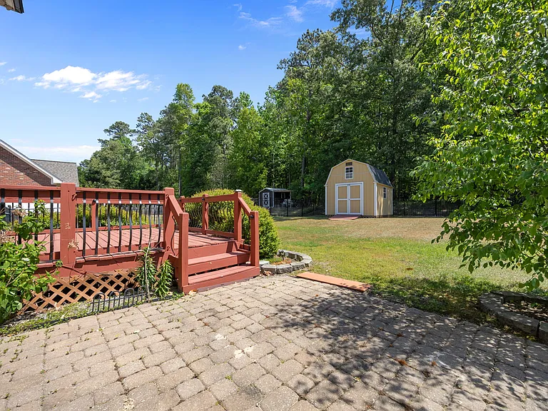 1325 Old Regent Dr — Photo 44