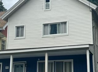 95 Catherine Ave, Waterbury, CT 06705