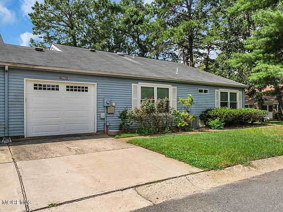 5th image of 726A Wooton Court #A