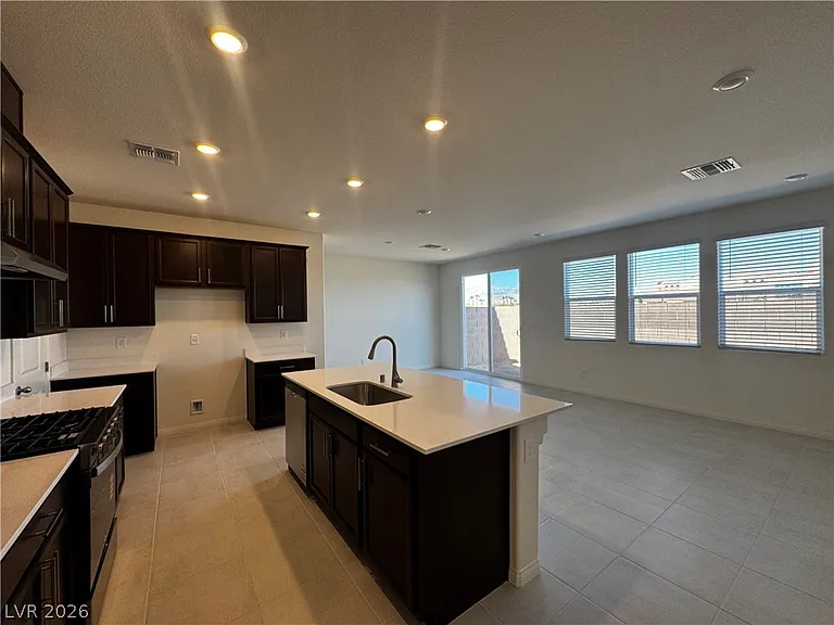 9250 Innot Ave — Photo 3
