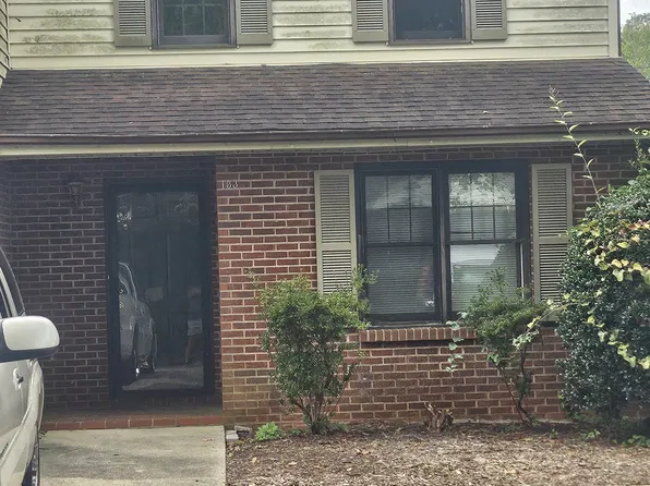 133 12th Ave NW #133, Hickory, NC 28601