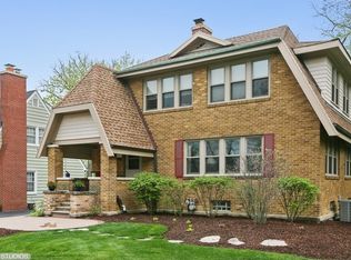 1421 Maple Ave, Downers Grove, IL 60515