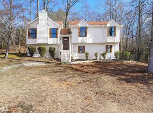 318 Scarlett Ln, Woodstock, GA
