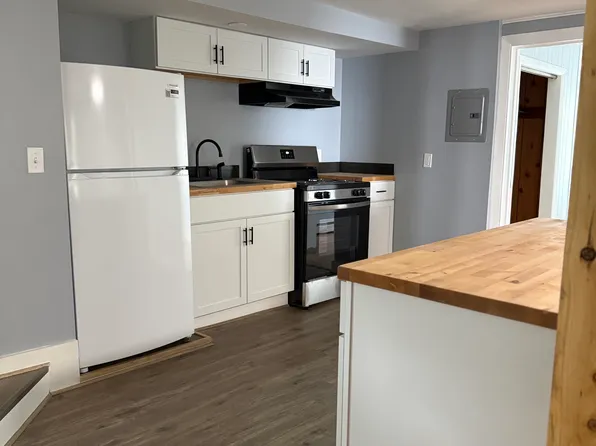 5 York St, Augusta, ME 04330