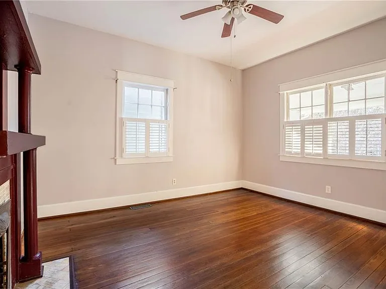 311 Josephine St NE — Photo 25