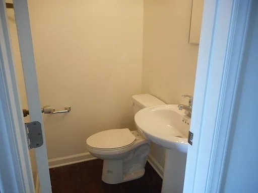 1324 Thomasboro Dr #4 — Photo 5